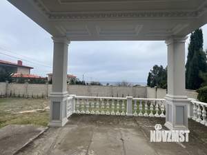 Дом 414м², 3-этажный, участок 8 сот.  