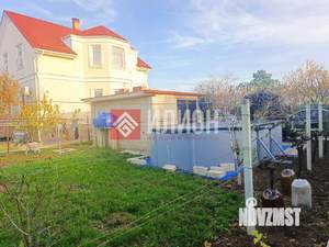 Дом 196м&sup2;, 3-этажный, участок 10 сот.  