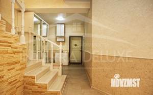 Дом 330м&sup2;, 2-этажный, участок 8 сот.  