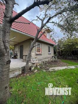 Дом 110м&sup2;, 2-этажный, участок 4 сот.  