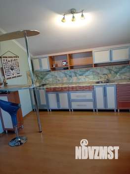 Дача 200м&sup2;, 2-этажный, участок 5 сот.  