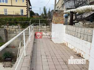 Дом 263м², 3-этажный, участок 3 сот.  