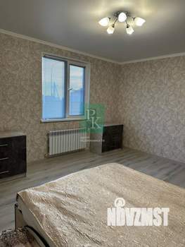 Дом 280м&sup2;, 2-этажный, участок 4 сот.  