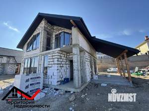 Дом 226м², 3-этажный, участок 5 сот.  