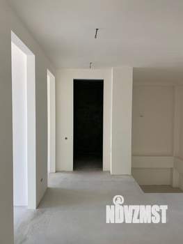 Дом 335м², 2-этажный, участок 5 сот.  