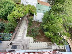 Дом 96м&sup2;, 3-этажный, участок 8 сот.  