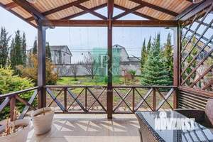 Дом 200м², 2-этажный, участок 6 сот.  