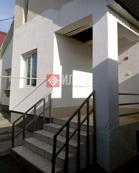 Дом 120м², 2-этажный, участок 8 сот.  