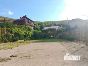 Дом 185м², 3-этажный, участок 12 сот.  