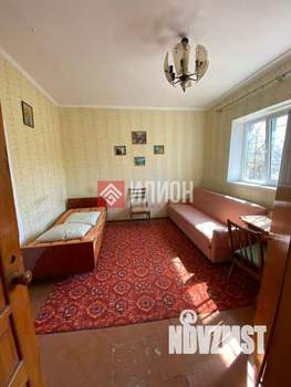 Дом 100м&sup2;, 3-этажный, участок 4 сот.  