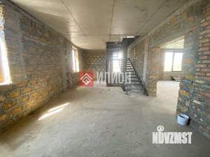 Дом 215м², 2-этажный, участок 8 сот.  