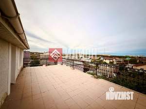 Дом 422м², 3-этажный, участок 5 сот.  