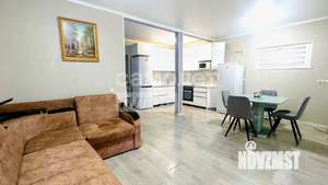 Дом 123м², 2-этажный, участок 7 сот.  