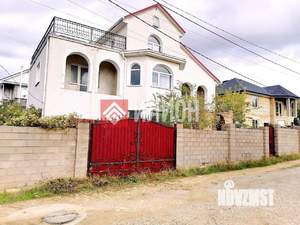 Дом 422м², 3-этажный, участок 5 сот.  