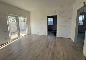 Дача 102м², 2-этажный, участок 4 сот.  