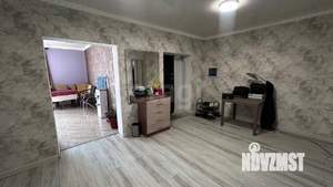 Дом 178м&sup2;, 2-этажный, участок 4 сот.  