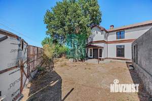 Дом 140м², 2-этажный, участок 5 сот.  