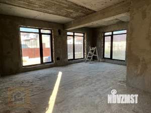 Коттедж 210м², 3-этажный, участок 5 сот.  