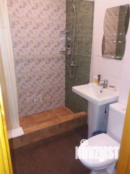 Дом 270м², 2-этажный, участок 7 сот.  