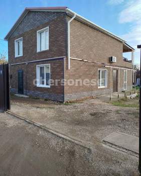 Дом 140м&sup2;, 2-этажный, участок 4 сот.  