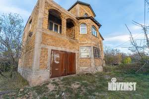 Дом 415м², 3-этажный, участок 4 сот.  