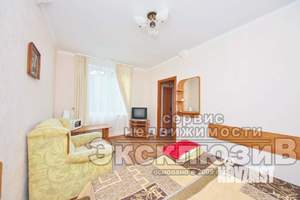 Дом 138м&sup2;, 3-этажный, участок 2 сот.  