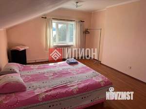 Дом 218м&sup2;, 3-этажный, участок 3 сот.  