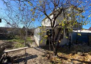 Дом 35м², 2-этажный, участок 4 сот.  