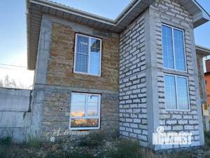 Дом 140м², 2-этажный, участок 10 сот.  