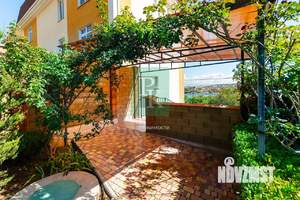 Дом 764м², 4-этажный, участок 9 сот.  