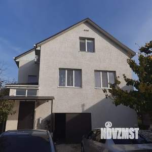 Дом 240м², 2-этажный, участок 5 сот.  