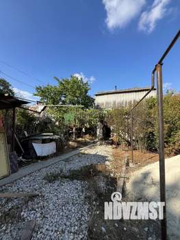 Дом 25м², 2-этажный, участок 6 сот.  