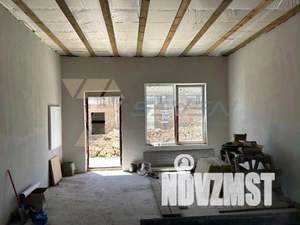 Дом 206м², 2-этажный, участок 4 сот.  