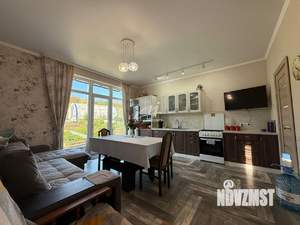 Дом 124м², 2-этажный, участок 10 сот.  