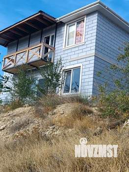 Дом 100м², 2-этажный, участок 6 сот.  