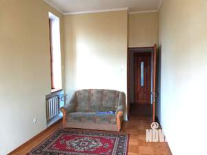 Дом 270м², 2-этажный, участок 7 сот.  