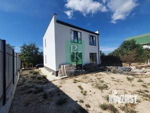 Дом 141м², 2-этажный, участок 4 сот.  