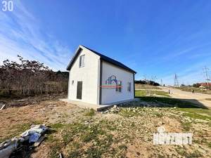 Дом 85м&sup2;, 2-этажный, участок 4 сот.  