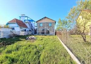 Дом 160м², 2-этажный, участок 4 сот.  