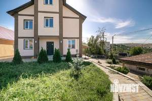 Дом 206м², 2-этажный, участок 10 сот.  