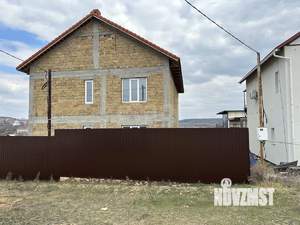 Дом 247м², 3-этажный, участок 8 сот.  