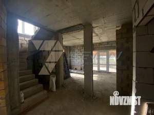 Дом 160м², 2-этажный, участок 8 сот.  