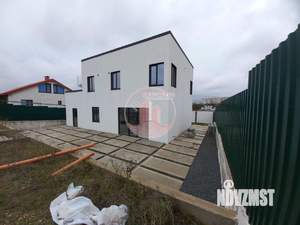 Коттедж 240м², 2-этажный, участок 8 сот.  