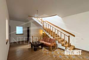 Дом 370м², 2-этажный, участок 7 сот.  