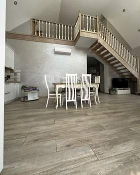 Дом 148м², 2-этажный, участок 6 сот.  