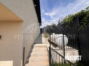 Дом 162м&sup2;, 2-этажный, участок 4 сот.  