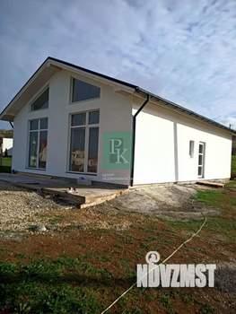 Дом 110м&sup2;, 1-этажный, участок 4 сот.  