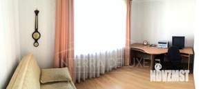 Дом 484м&sup2;, 3-этажный, участок 13 сот.  