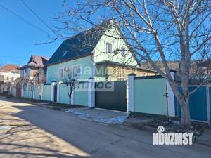 Дом 256м², 2-этажный, участок 10 сот.  