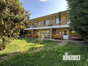 Дом 340м², 2-этажный, участок 7 сот.  